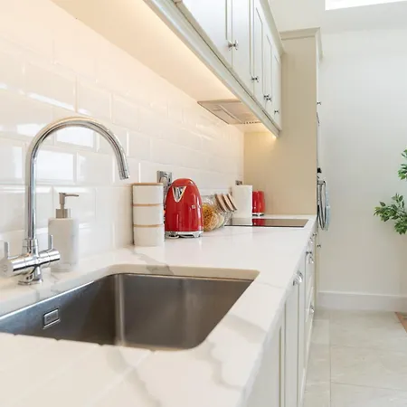 Debbie's At Tullig House & Farm 別荘 *