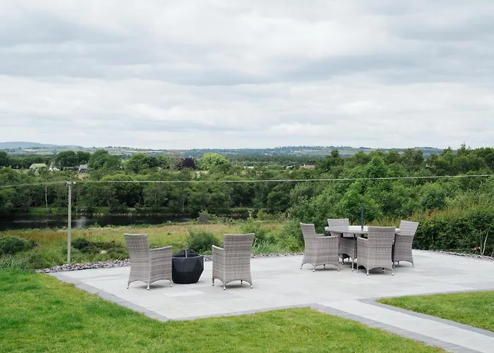 Debbie's At Tullig House & Farm Prázdninový dům *