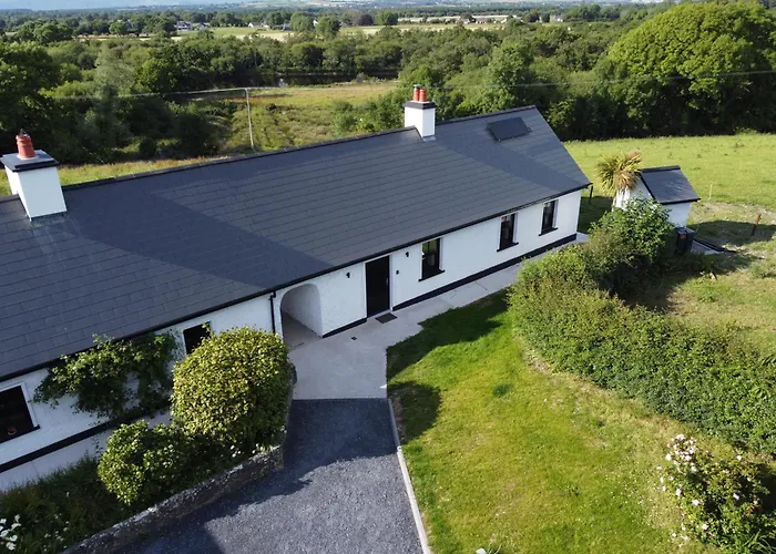 Debbie's At Tullig House & Farm *